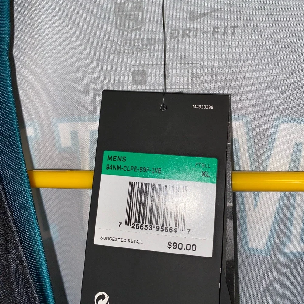 Philadelphia Eagles Devonta Smith #6 Nike Black Jersey. XL. - Picture 3 of 3